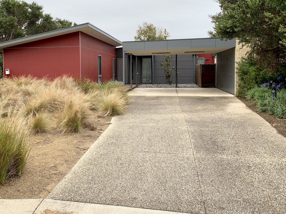 Exposed aggregate driveway after cleaning